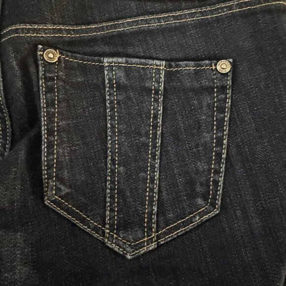 BURBERRY Women’s Classic Bootcut Jeans – Dark Blue – Size 25-26 - Picture 3 of 8